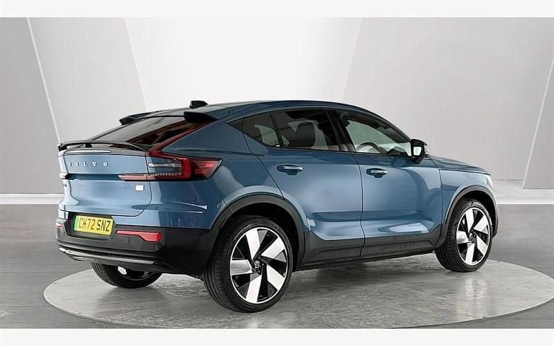 Used Volvo EC40 Plus 169 kW (231 HP) 2022 SUV