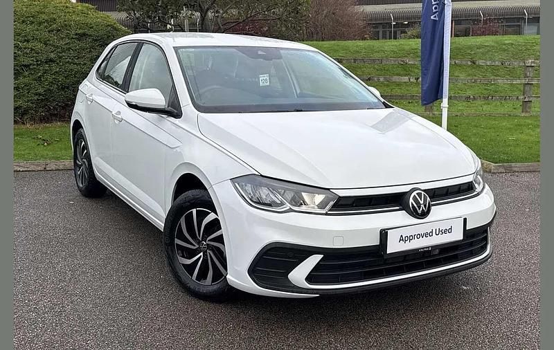 Used VW Polo Life 95 HP (69 kW) 2025 White Hatchback