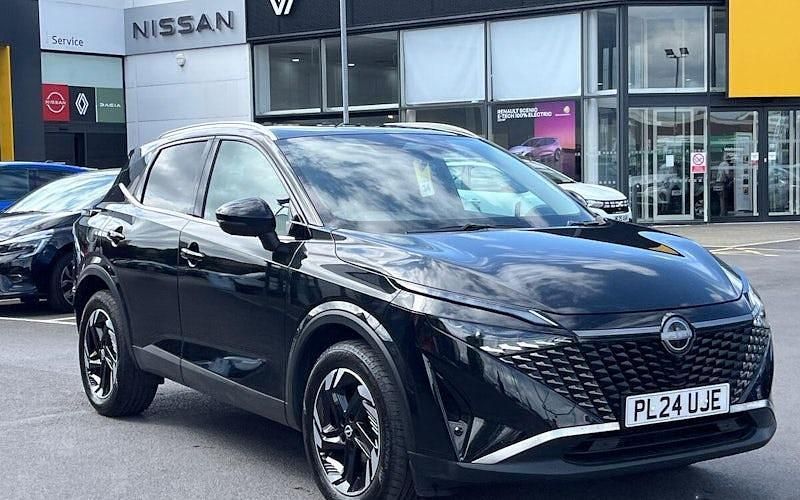 Used 2025 Nissan Qashqai N-Connecta SUV | £21,700 (Fair price) - Image 1/4