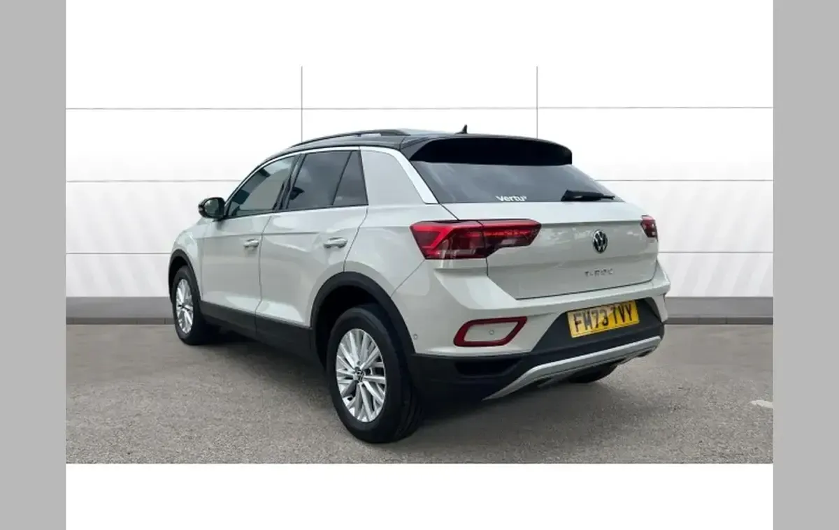 Used VW T-Roc Life 150 HP (110 kW) 2023 Grey SUV