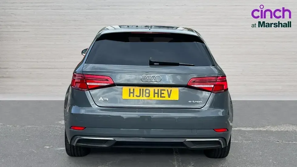 Used Audi A3 e-tron Advanced 150 HP (110 kW) 2018 Grey Hatchback