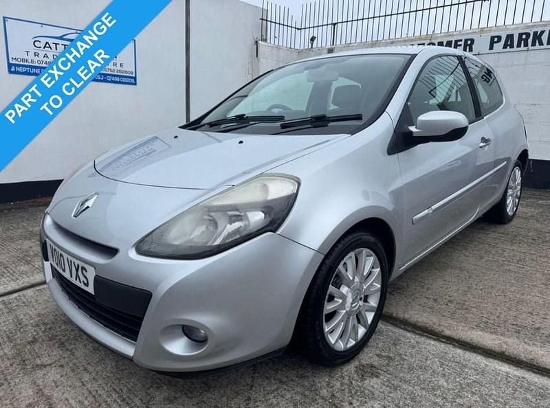 Used Renault Clio II Dynamique 75 HP (55 kW) 2010 Silver Hatchback