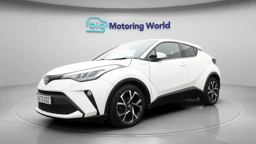 Used Toyota C-HR Design 122 HP (89 kW) 2020 White SUV