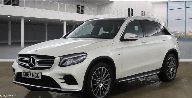 White Used 2018 Mercedes GLC350 AMG line Estate | £28,450 (Fair price) - Image 1/4