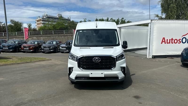 New Maxus V90 2025 White Van