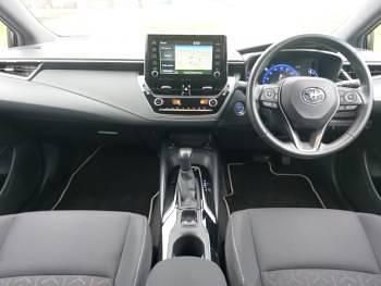 Usado Toyota Corolla 122 CV (89 kW) 2020 Blanco Familiar