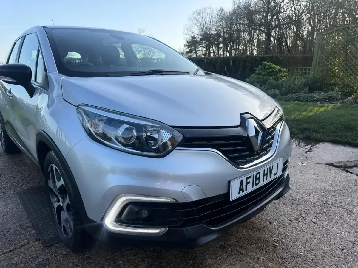 Used Renault Captur Dynamique 2018 Silver SUV