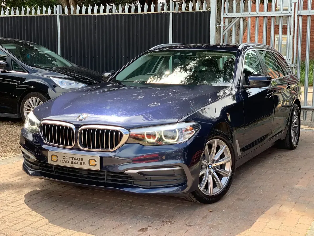 Used BMW 520 Sport Line 2018 Blue Estate
