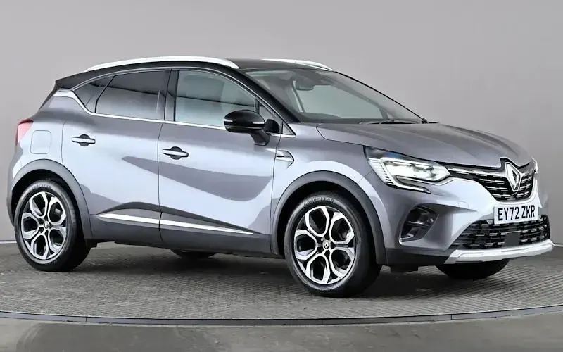 Usado Renault Captur Techno 143 HP (105 kW) 2024 SUV