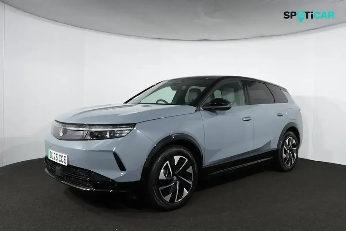Used Vauxhall Grandland 154 kW (210 HP) 2025 Grey SUV