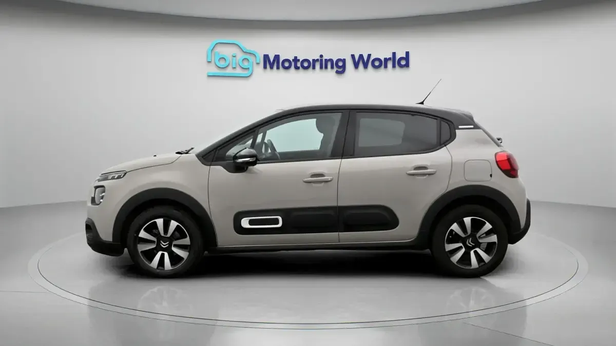 Used Citroën C3 PureTech 83 HP (61 kW) 2024 Grey Hatchback