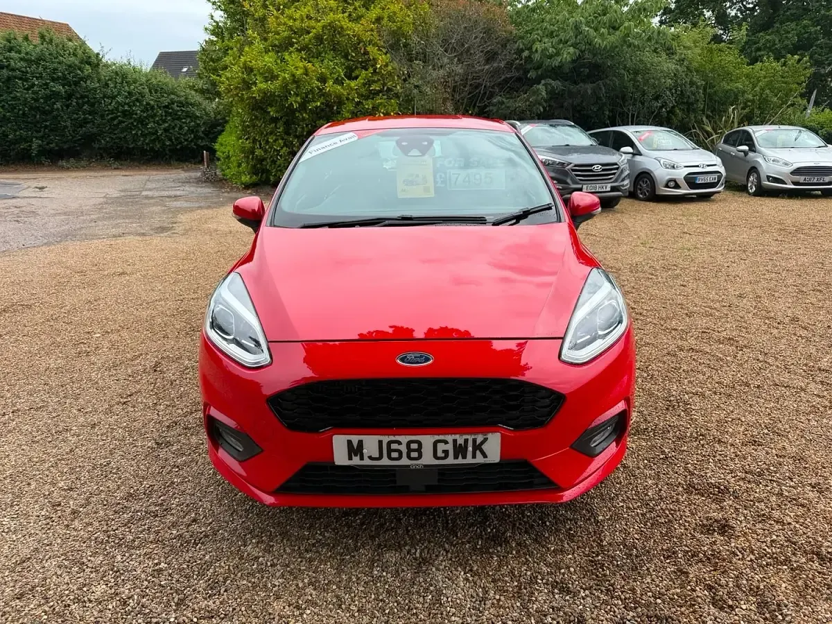 Used Ford Fiesta ST-Line 120 HP (88 kW) 2018 Red Hatchback