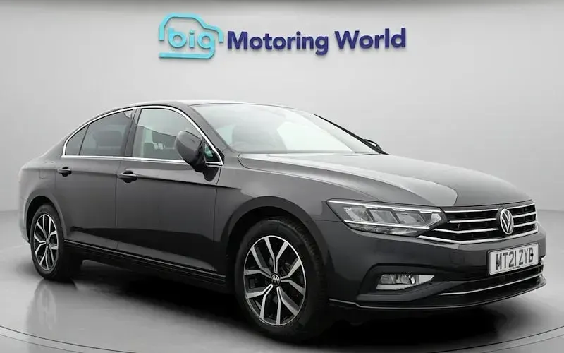 Used VW Passat SEL 150 HP (110 kW) 2021 Sedan