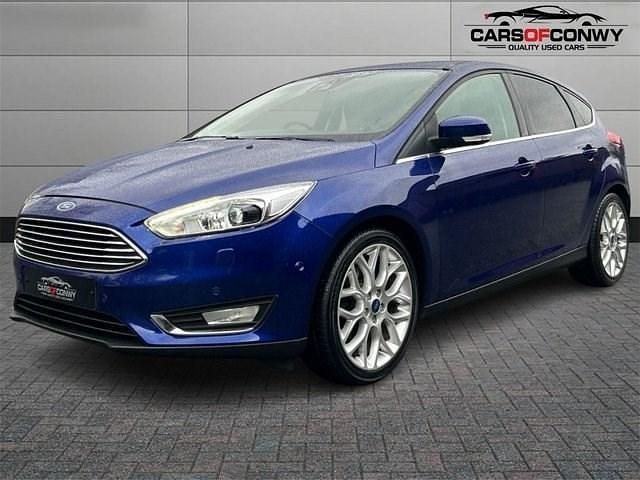 Used Ford Focus Titanium X 182 HP (133 kW) 2017 Blue Hatchback