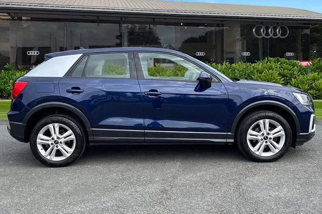 Used Audi Q2 Sport 150 HP (110 kW) 2023 Blue SUV