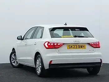 Used Audi A1 Design 95 HP (69 kW) 2023 White SUV
