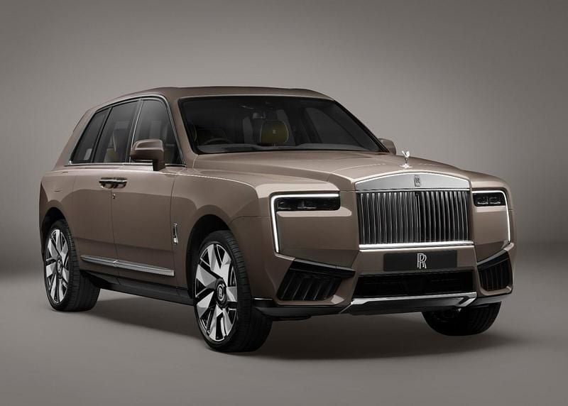 New 2025 Rolls Royce Cullinan SUV | £499,950 - Image 1/4