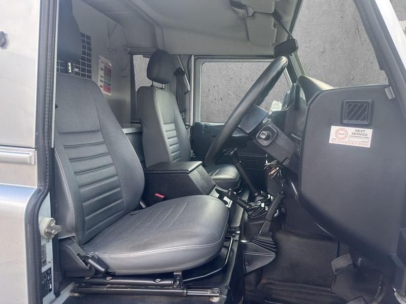 Usado Land Rover Defender 2012 Prateado Citadino