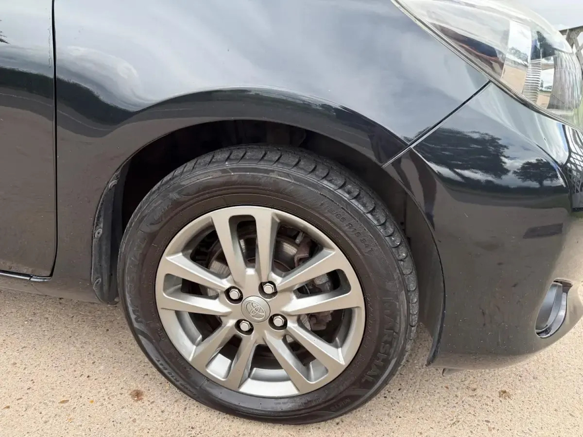 Used Toyota Yaris Plus 2014 Black Hatchback