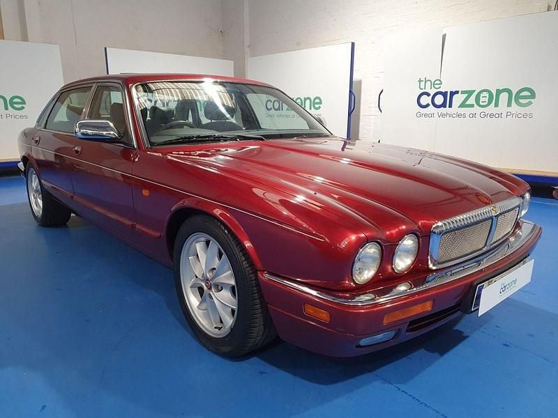 Used Jaguar XJ6 2002 Red Sedan