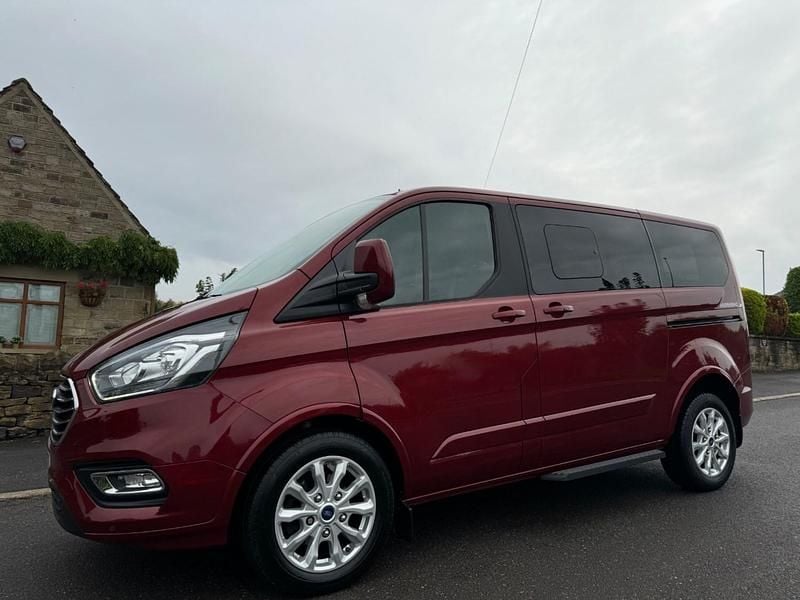 Used Ford Tourneo Custom Titanium 2022 Red Van