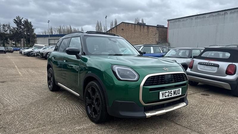 Used Mini Countryman 168 HP (123 kW) 2025 Green SUV