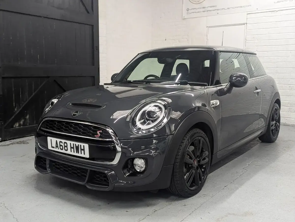 Używany Mini Cooper S Hatch 2019 Szary Hatchback