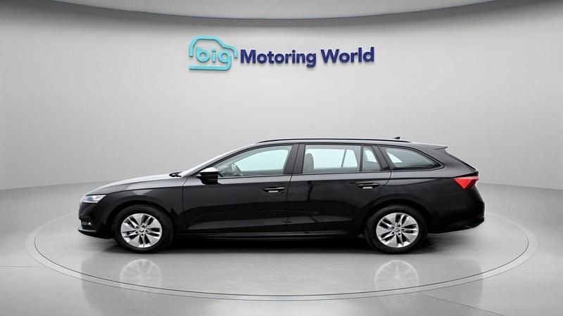 Used Skoda Octavia SE Technology 150 HP (110 kW) 2023 Black Estate
