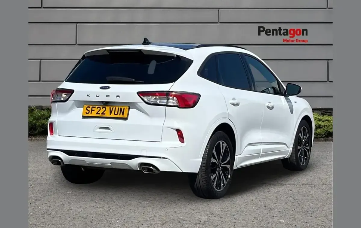 Used Ford Kuga ST-Line X 147 HP (108 kW) 2022 White SUV