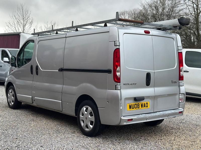 Used Renault Trafic 2008 Silver MPV