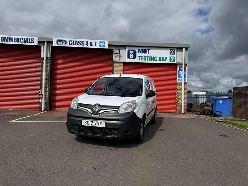 White Used 2017 Renault Kangoo Business MPV | £3,750 (Super price) - Image 1/4