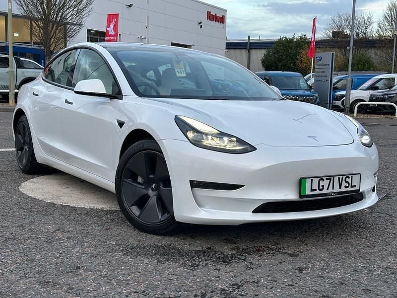 White Used 2021 Tesla Model 3 Long Range AWD Sedan | £21,449 (Fair price) - Image 1/3