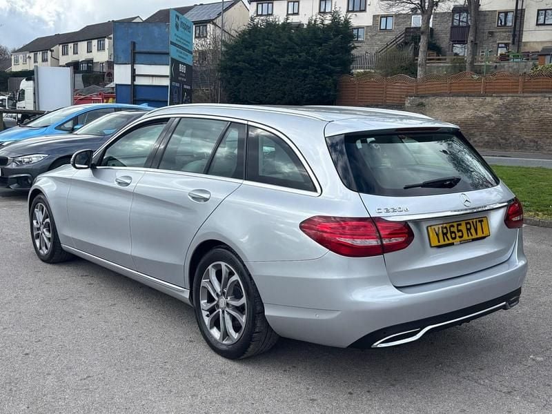 Used Mercedes C220 170 HP (125 kW) 2015 Silver Estate