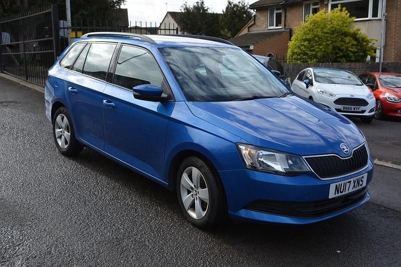Used Skoda Fabia SE 2017 Blue Estate
