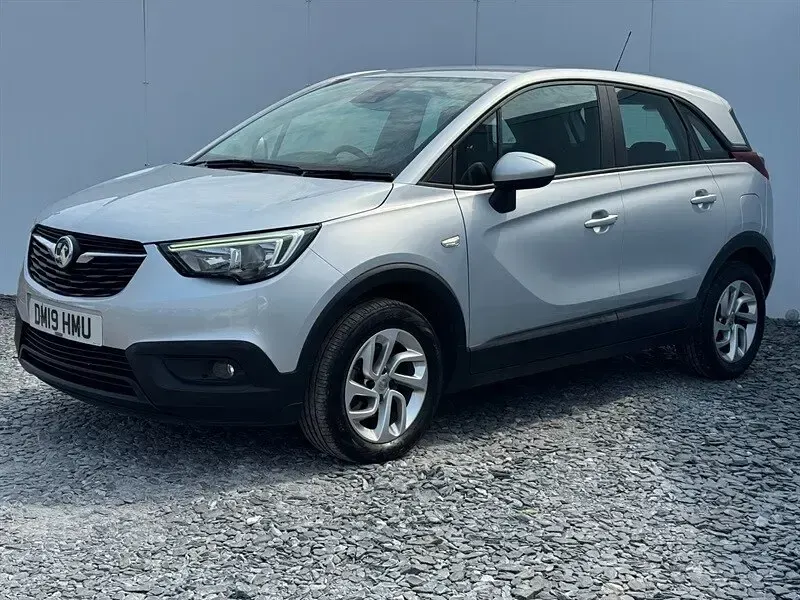 Used Vauxhall Crossland X S 110 HP (80 kW) 2019 Silver SUV