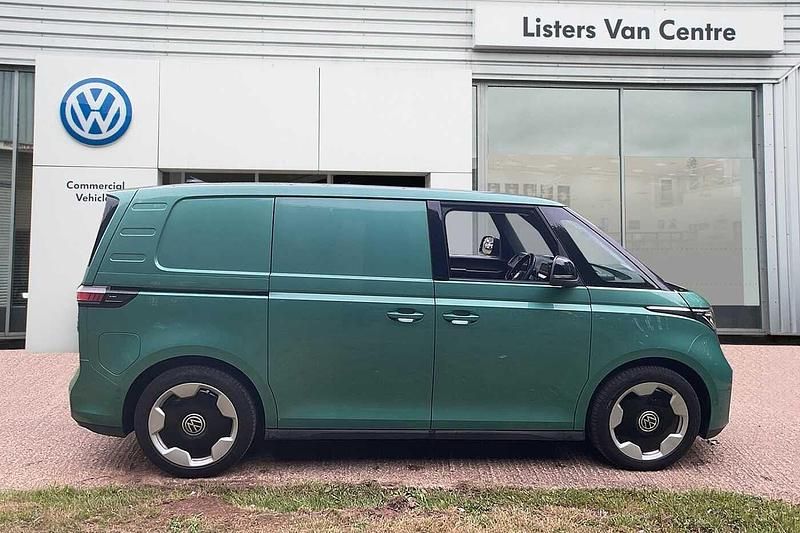 Used VW ID. Buzz 150 kW (204 HP) 2024 Green MPV