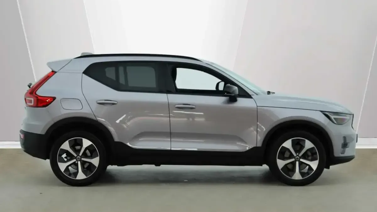 Used Volvo XC40 Plus 197 HP (144 kW) 2026 SUV