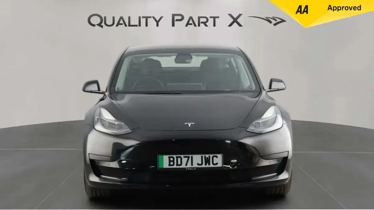 Used Tesla Model 3 Standard Range 208 kW (283 HP) 2021 Black Sedan
