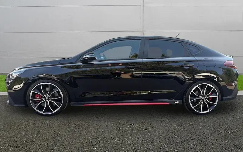 Used Hyundai i30 275 HP (202 kW) 2020 Hatchback