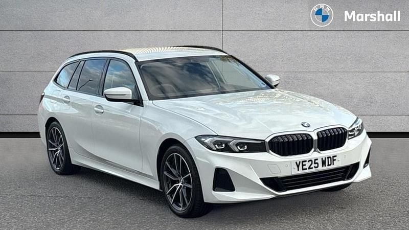 White Used 2025 BMW 320 Sport Line Estate | £30,026 (Good price) - Image 1/4