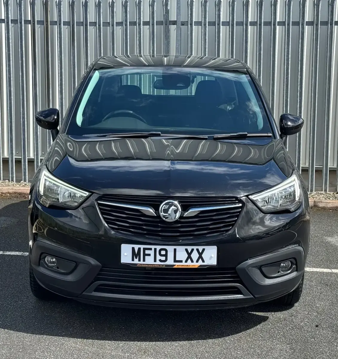 Used Vauxhall Crossland X 81 HP (59 kW) 2019 Black SUV
