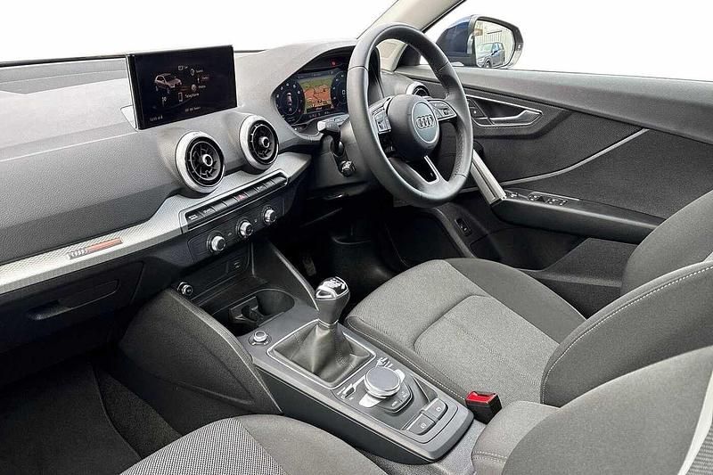 Used Audi Q2 Sport 147 HP (108 kW) 2023 Blue SUV