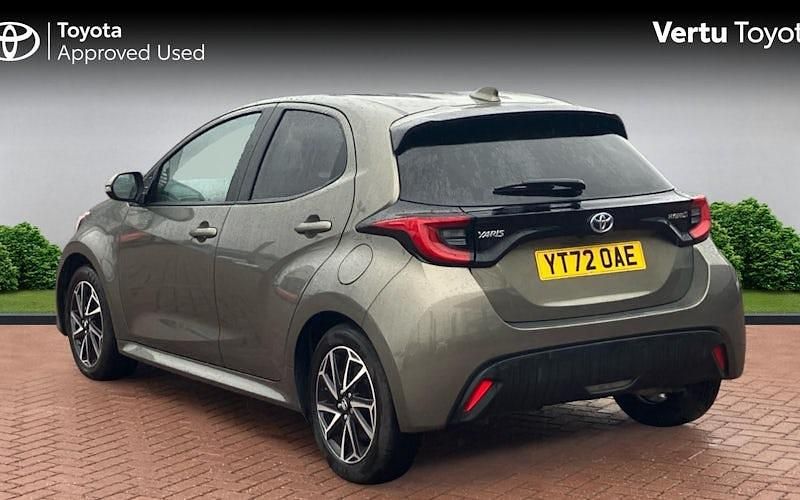 Used Toyota Yaris Hybrid Design 116 HP (85 kW) 2026 Hatchback