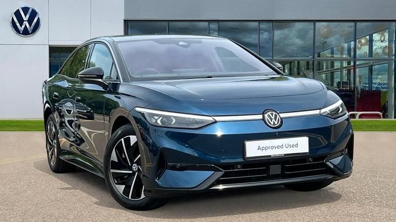 Aquamarine blue metallic black Used 2025 VW ID.7 Pro Sedan | £39,301 (Fair price) - Image 1/4