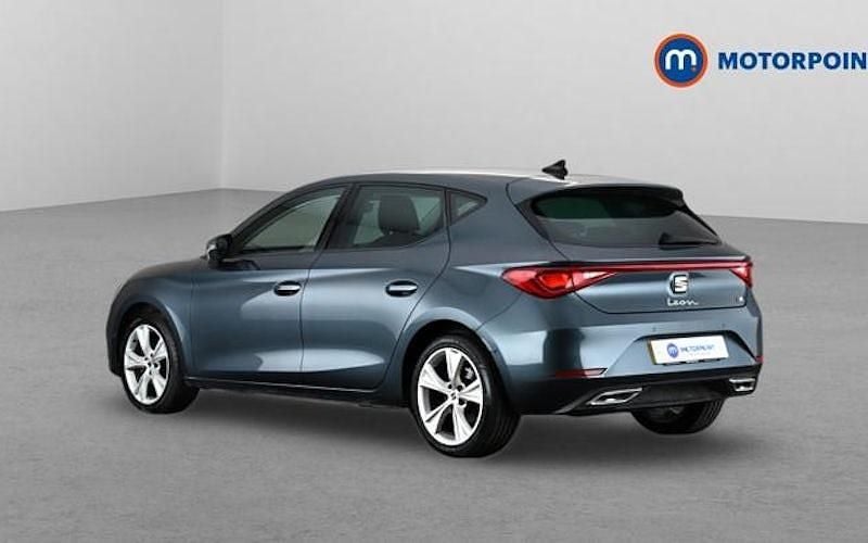 Used Seat Leon FR 131 HP (96 kW) 2023 Hatchback