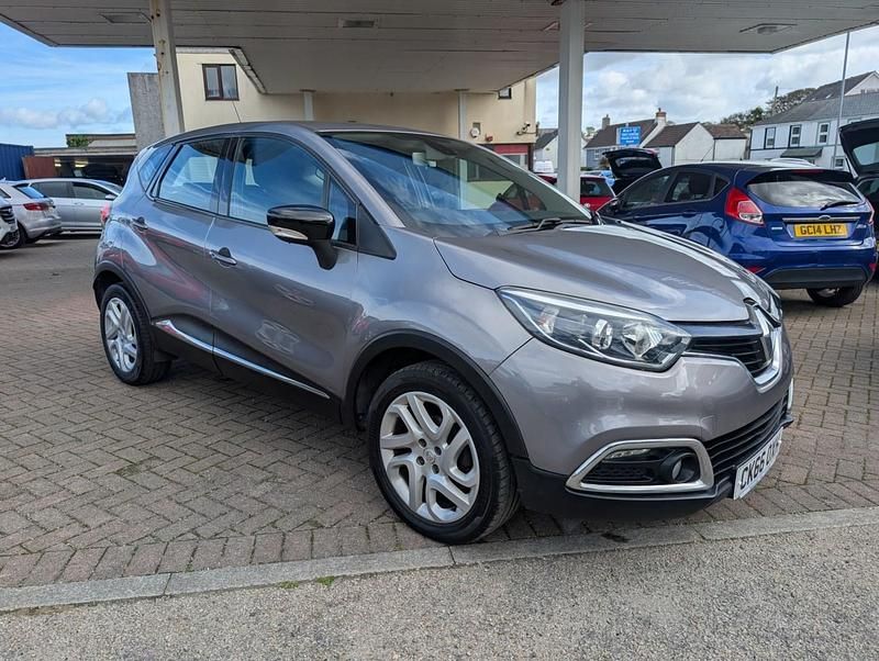 Grey Used 2016 Renault Captur Dynamique SUV | £8,995 (Fair price) - Image 1/4
