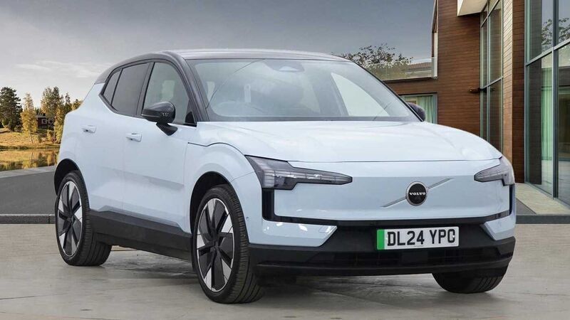 Used 2024 Volvo EX30 Performance SUV | £33,290 (Expensive) - Image 1/4