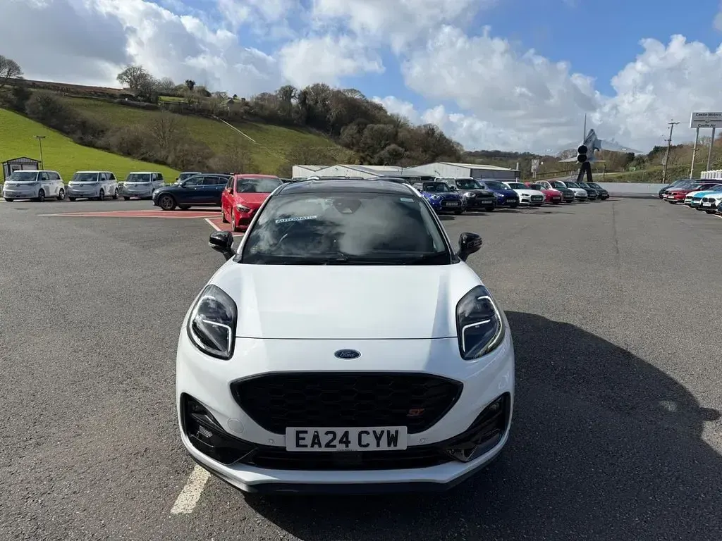 Used Ford Puma ST 170 HP (125 kW) 2024 White SUV