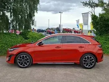 Used Kia Ceed GT-Line 158 HP (116 kW) 2024 Orange Hatchback