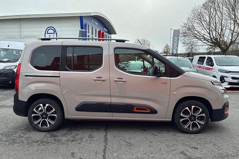 Used Citroën e-Berlingo XTR 98 kW (134 HP) 2022 Brown MPV